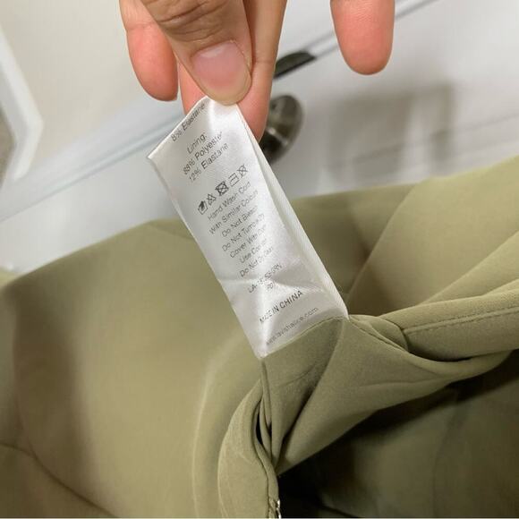 Lavish Alice green sage halter flare‎ leg jumpsuit size 12 - Picture 11 of 12